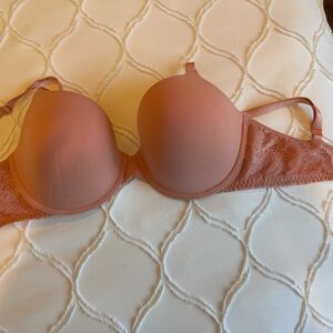 Elegant Lace Women's Bra - Pink